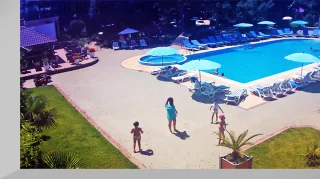 Webcam at the swimming pool of the hotel «Demerdzhi», Crimea