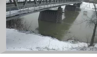 Webcam with a view of the Kaltansky Bridge and the water level scale in the Kondoma River, Kaltan