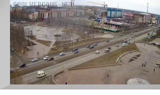 Webcam at Neftyanikov Square