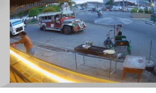 Webcam at the intersection of Roxas Avenue and Quezon Boulevard, Davao