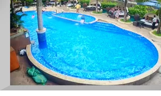 Webcam by the «Story Beach Club» swimming pool in Nha Trang