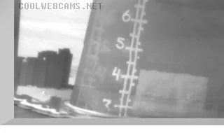 Webcam with a view of the water level scale in the Tom River, Novokuznetsk city