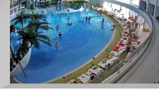 The webcam of the aqua park «Aquamir»: the wave pool